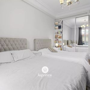 Property in Carre d'Or