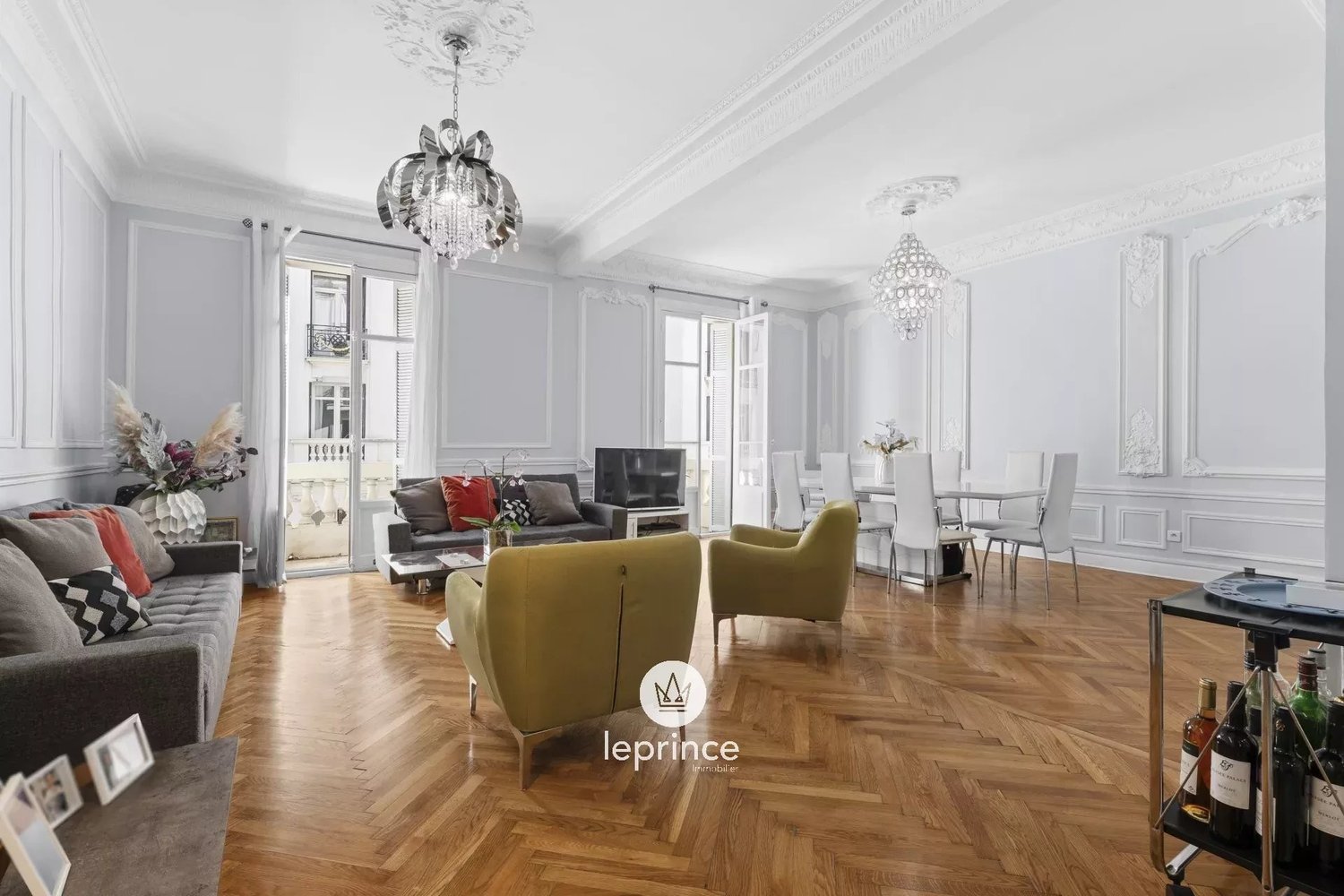 Property photo in Carre d'Or