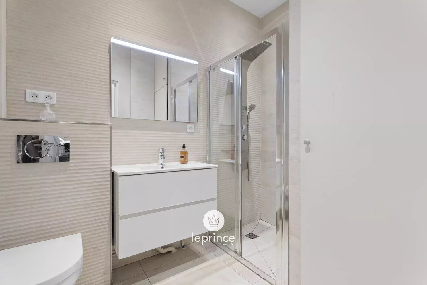 Property photo in Carre d'Or