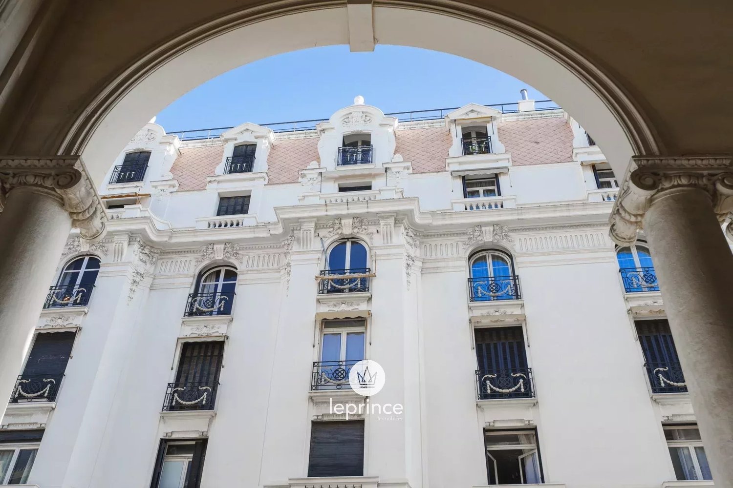 Property photo in Carre d'Or