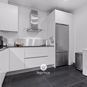 Property in Carre d'Or