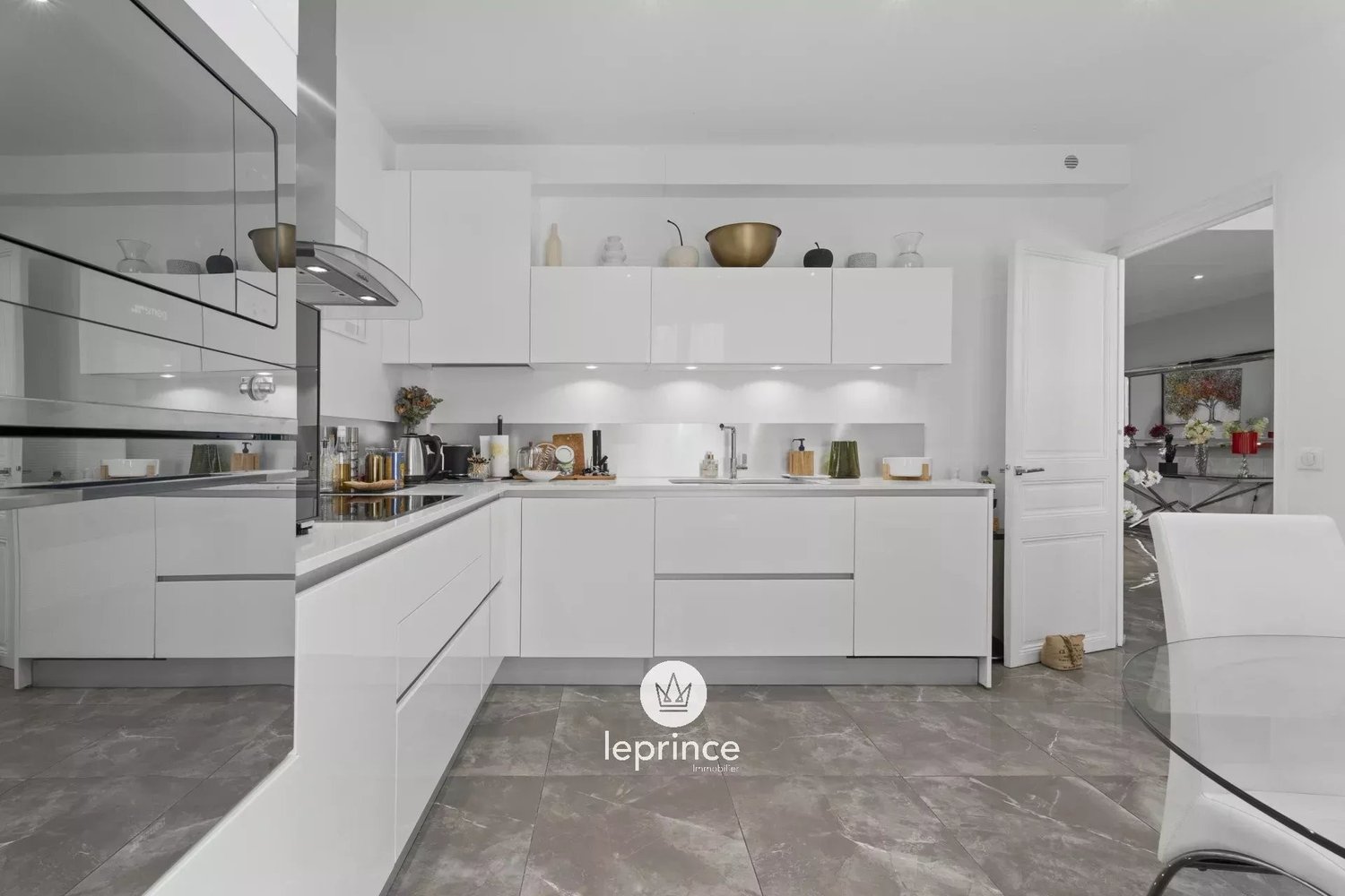 Property photo in Carre d'Or