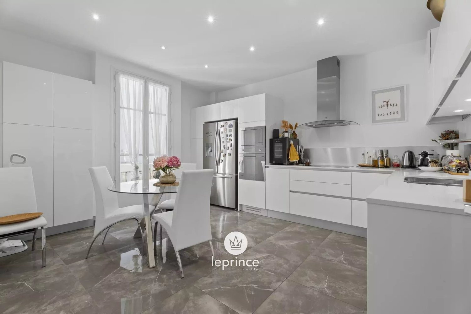 Property photo in Carre d'Or