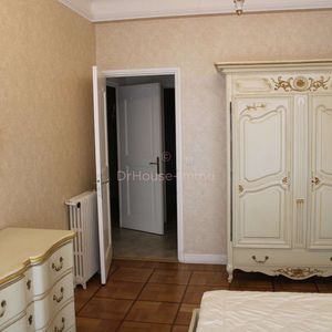 Property in Carre d'Or