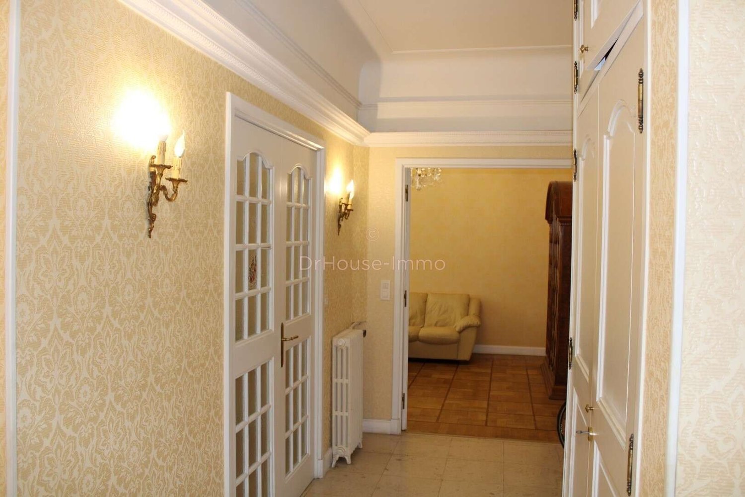 Property photo in Carre d'Or