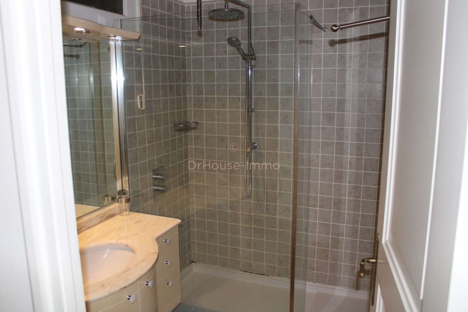 Property photo in Carre d'Or