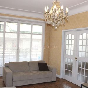 Property in Carre d'Or