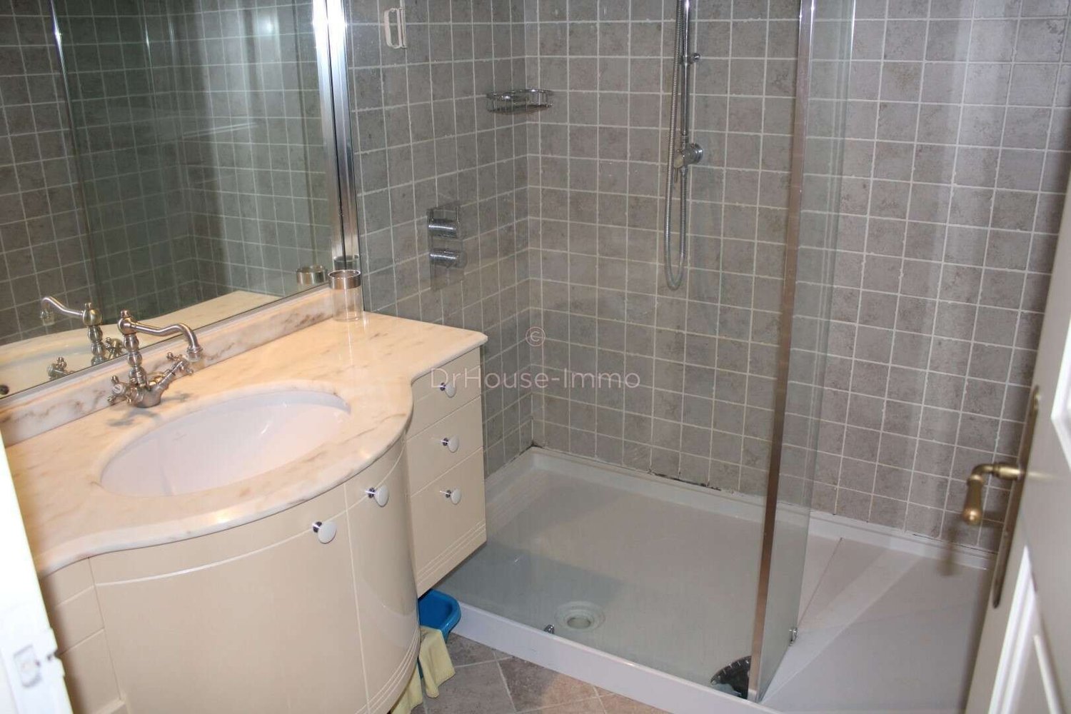 Property photo in Carre d'Or