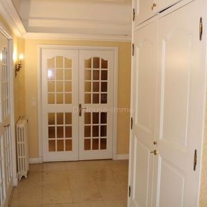 Property in Carre d'Or