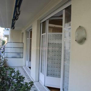 Property in Carre d'Or