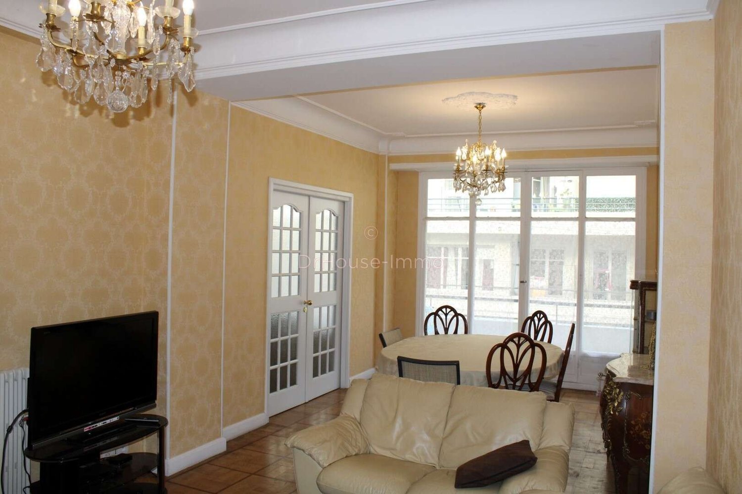 Property photo in Carre d'Or