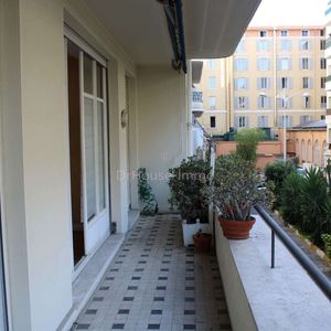 Property in Carre d'Or