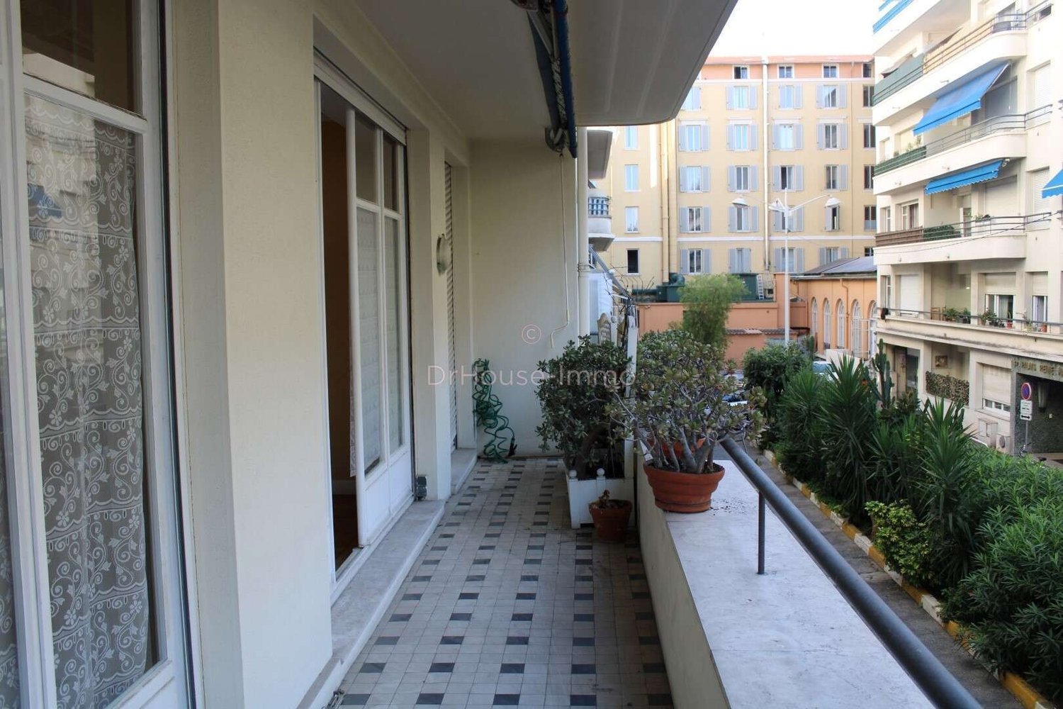 Property photo in Carre d'Or