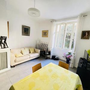 Property in Carre d'Or