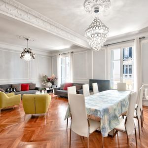 Property in Carre d'Or