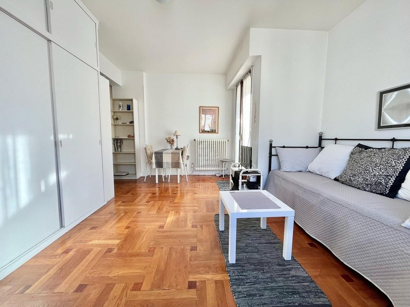 Property photo in Carre d'Or