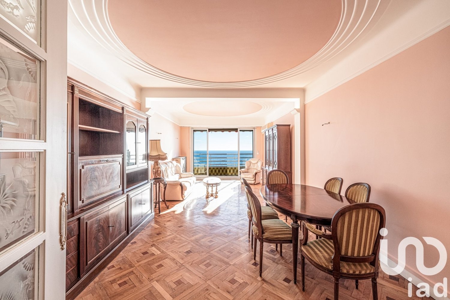 Property photo in Carre d'Or