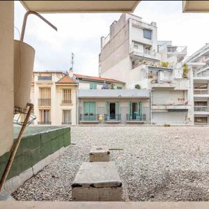 Property in Carre d'Or