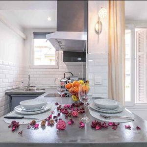 Property in Carre d'Or