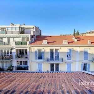 Property in Carre d'Or