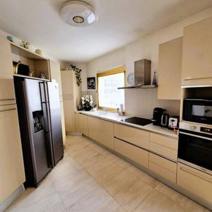 Property in Carre d'Or