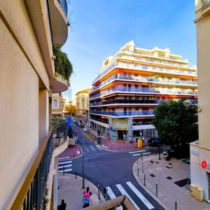 Property in Carre d'Or