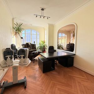 Property in Carre d'Or