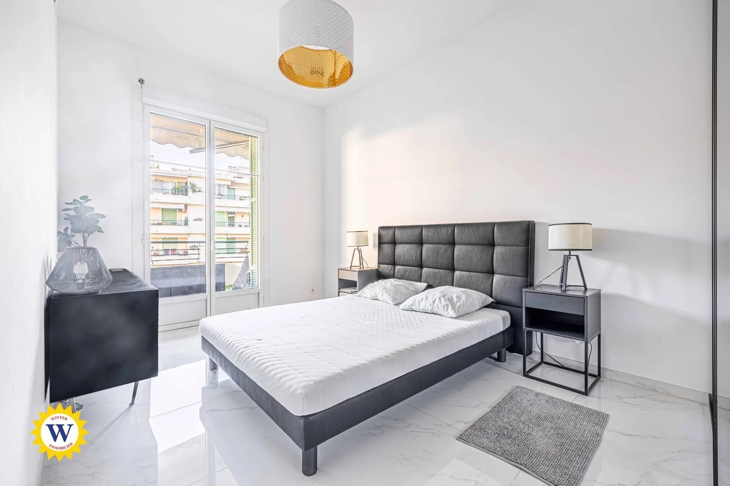 Property photo in Carre d'Or