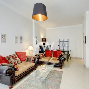 Property in Carre d'Or