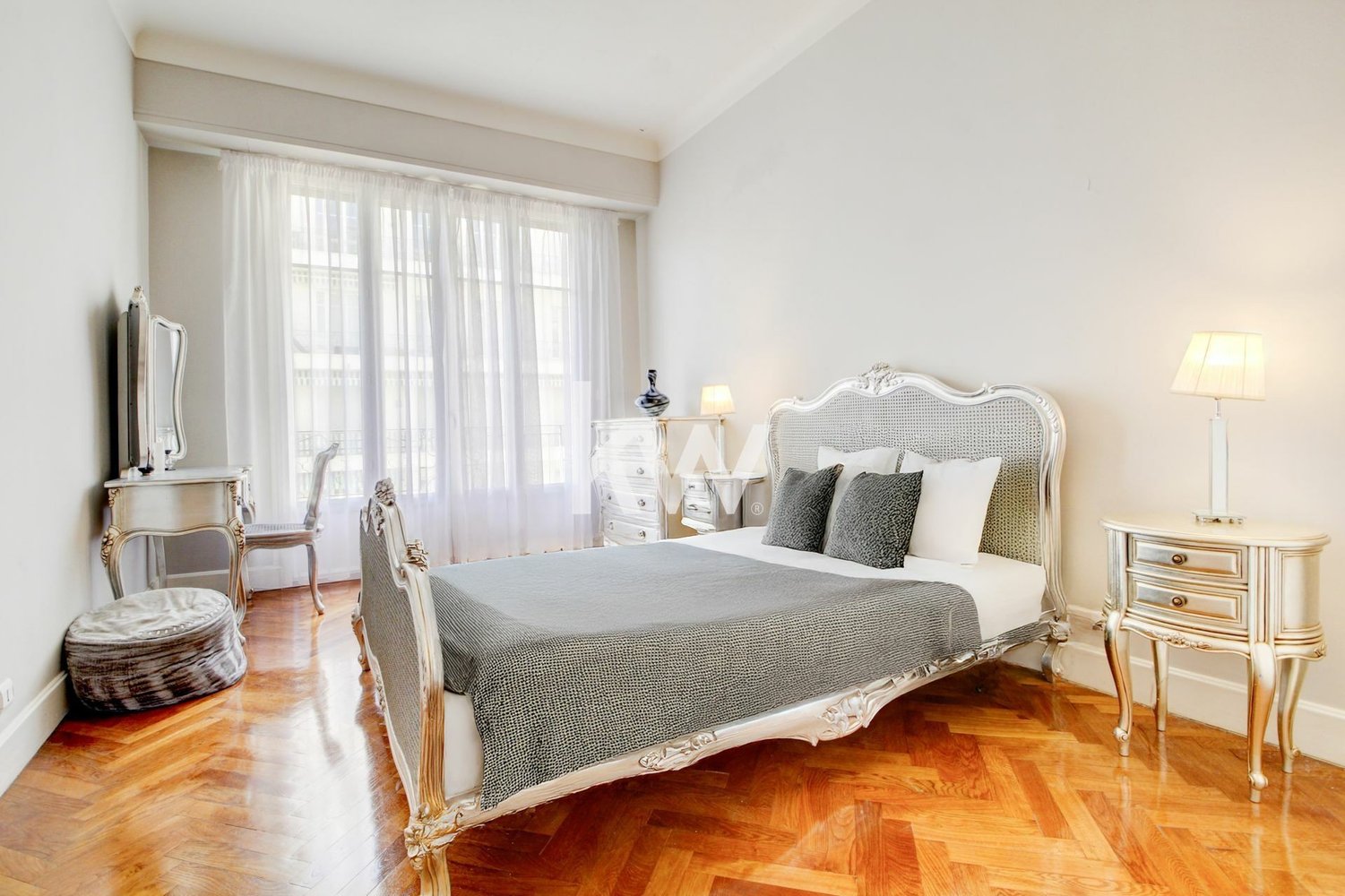 Property photo in Carre d'Or