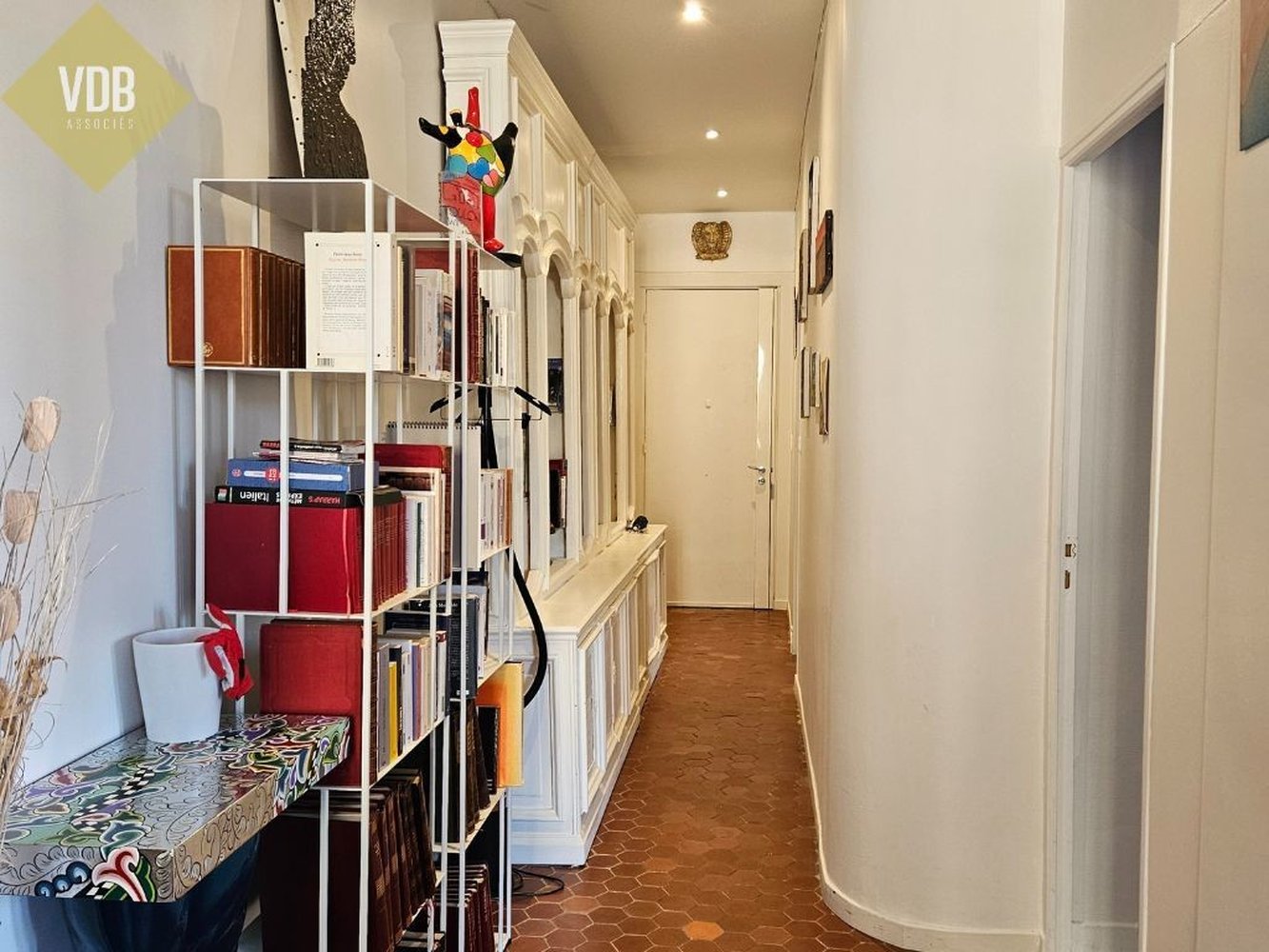 Property photo in Carre d'Or