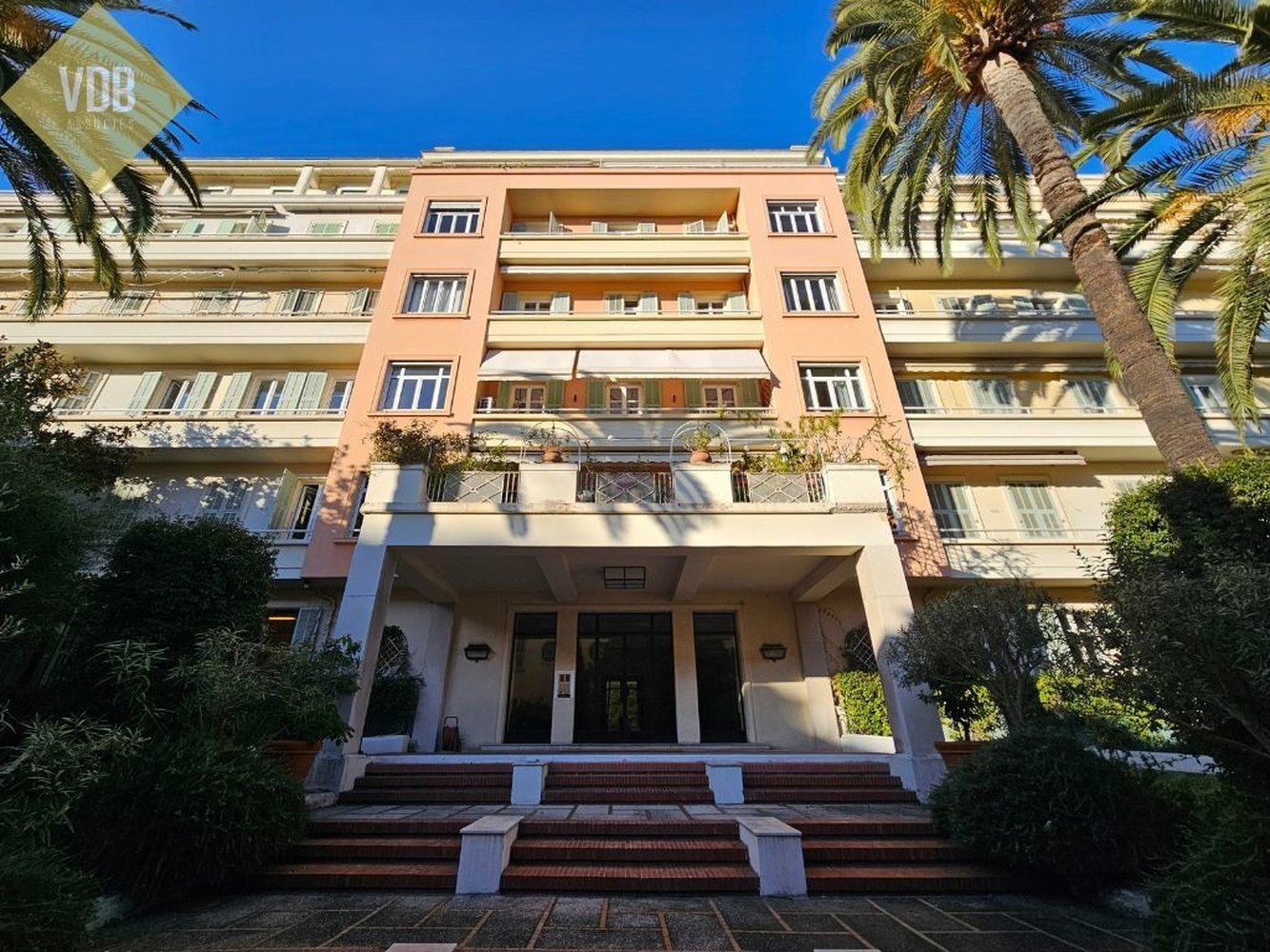 Property photo in Carre d'Or