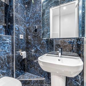 Property in Carre d'Or