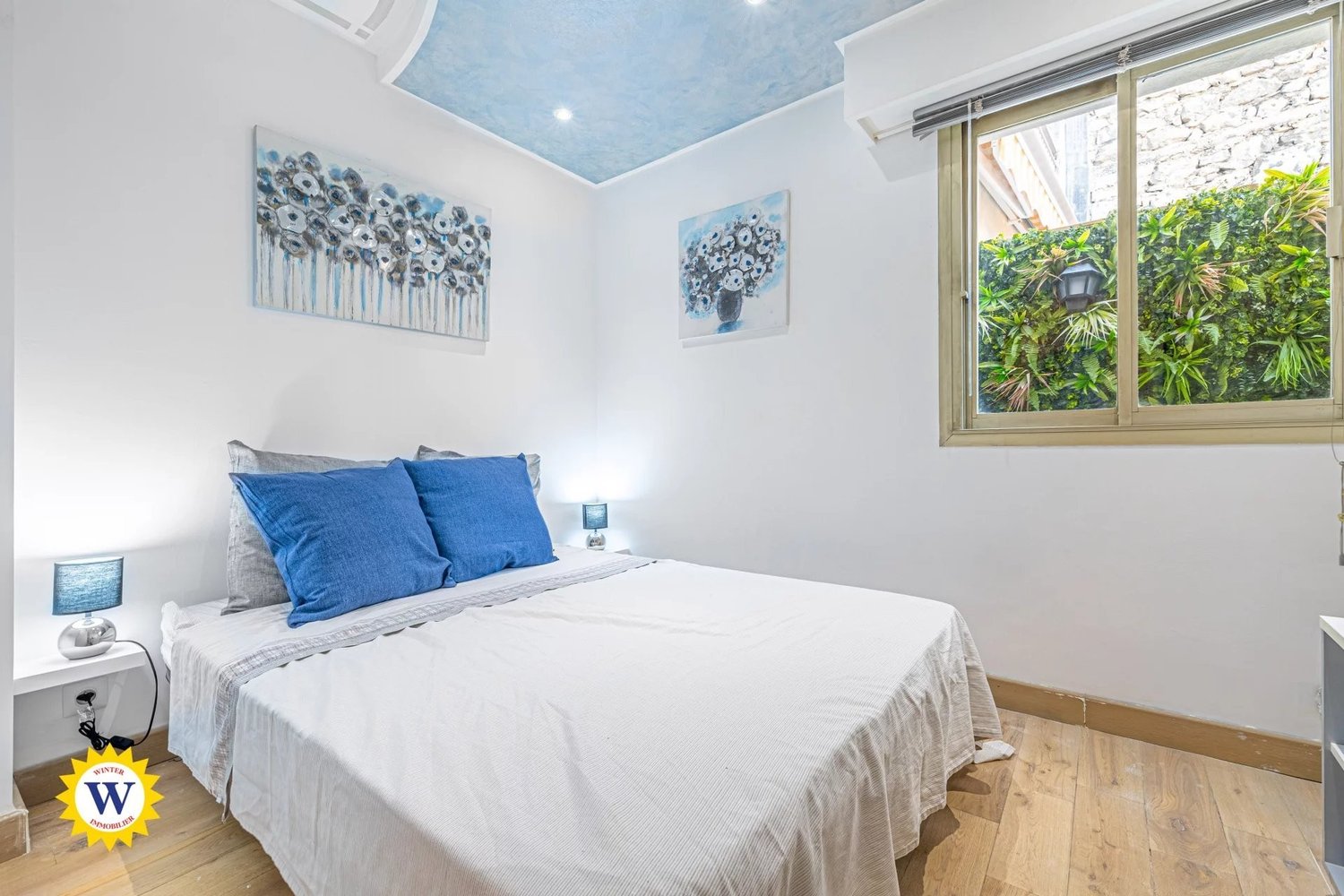 Property photo in Carre d'Or