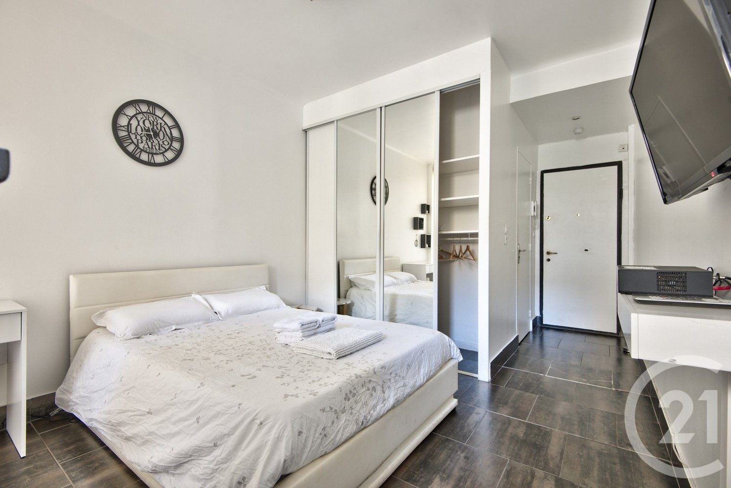 Property photo in Carre d'Or