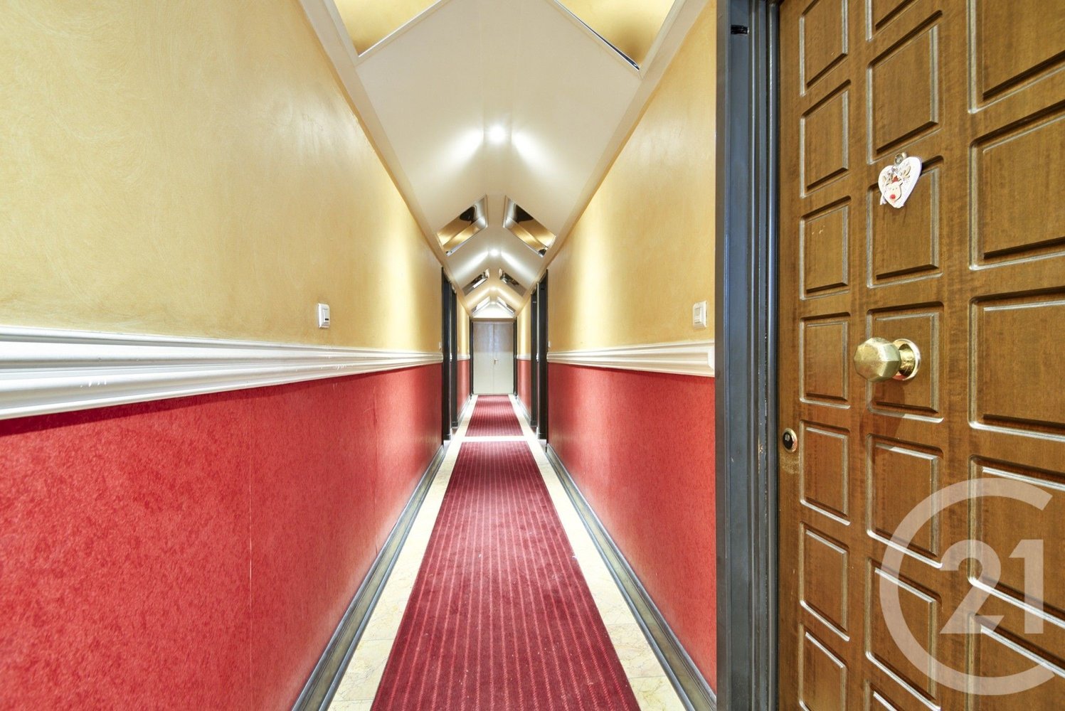 Property photo in Carre d'Or