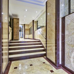 Property in Carre d'Or