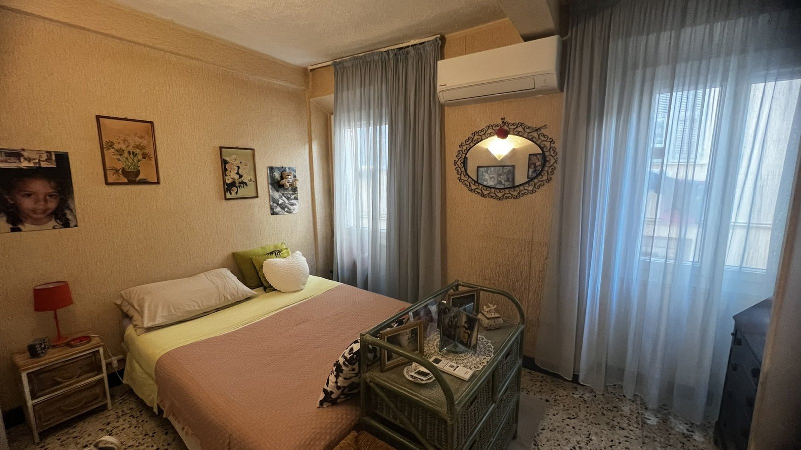 Property photo in Carre d'Or