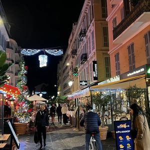 Property in Carre d'Or