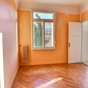 Property in Carre d'Or