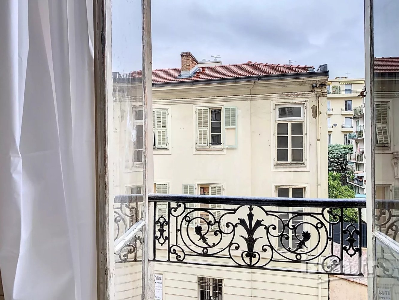 Property photo in Carre d'Or