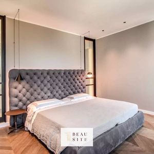 Property in Carre d'Or