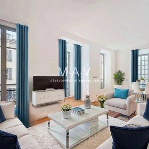 Property in Carre d'Or