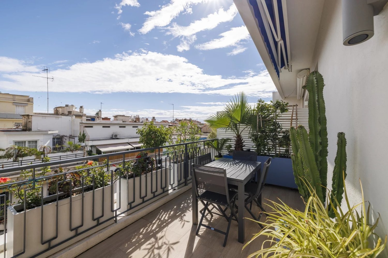 Property photo in Musicians Quarter