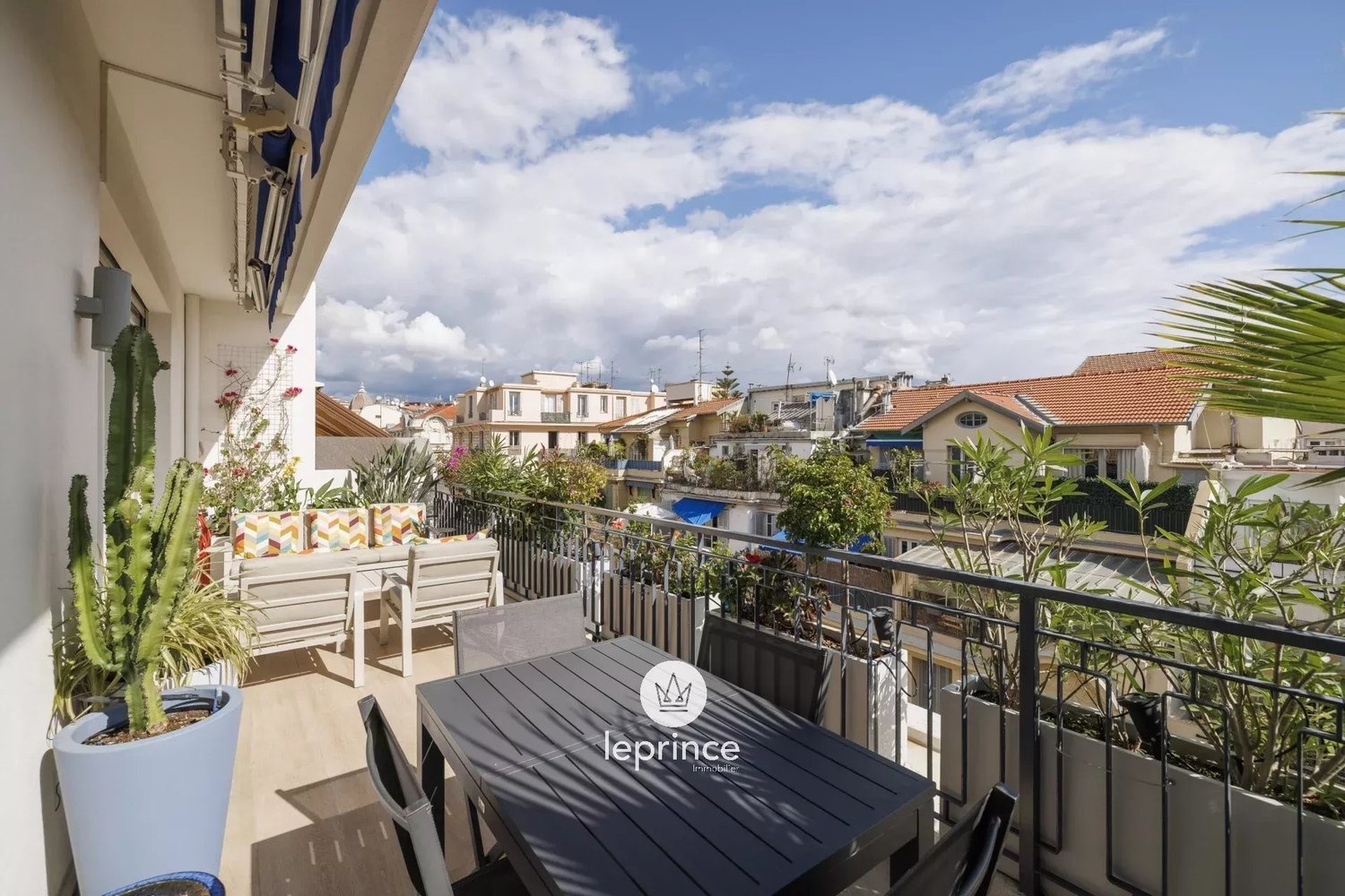 Property photo in Musicians Quarter