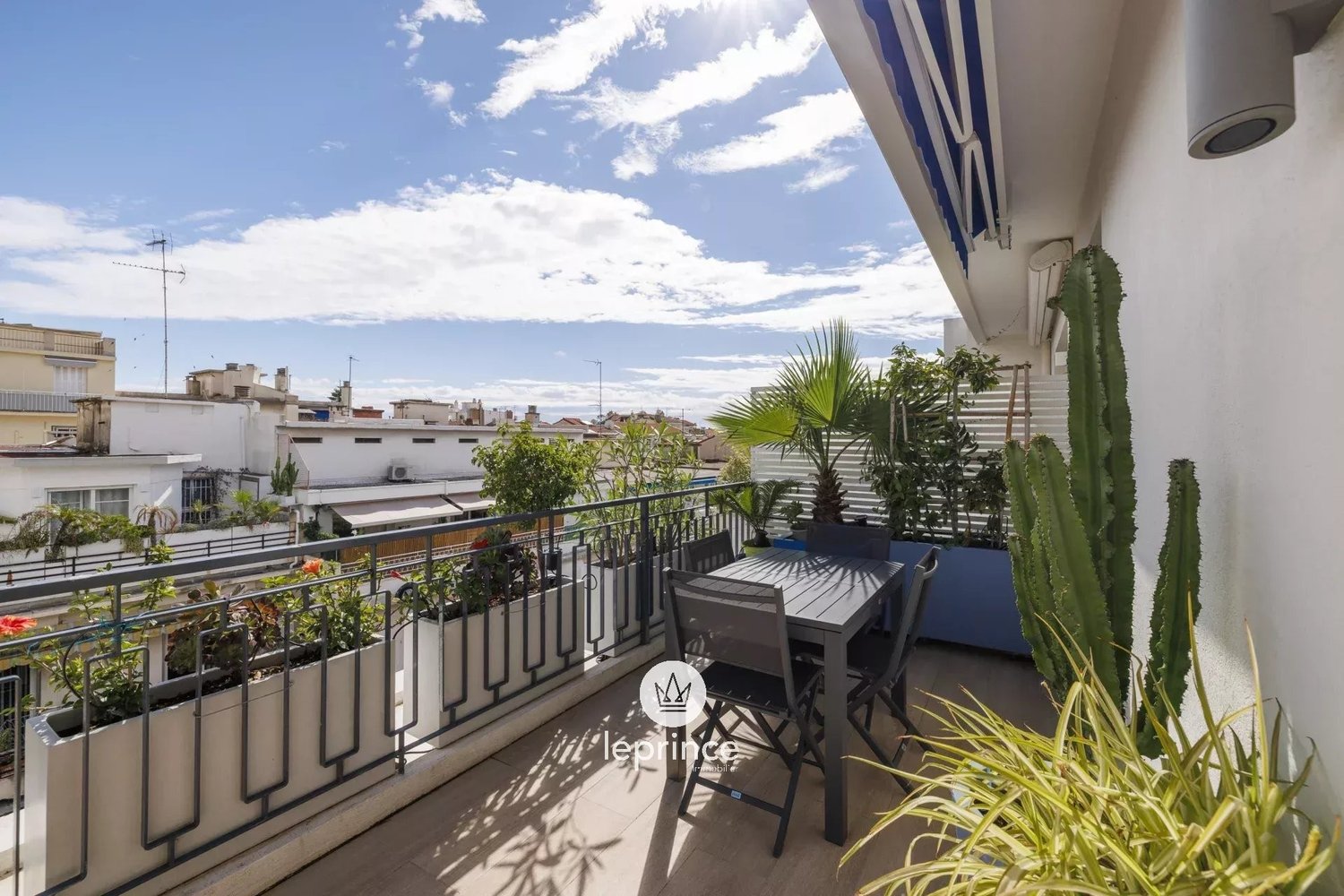 Property photo in Musicians Quarter