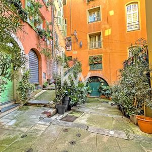 Property in Old Town