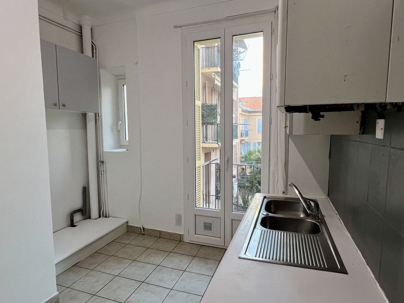 Property photo in Port