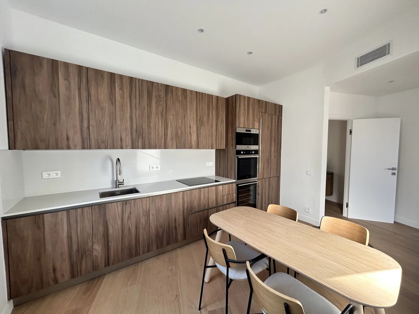 Property photo in Port