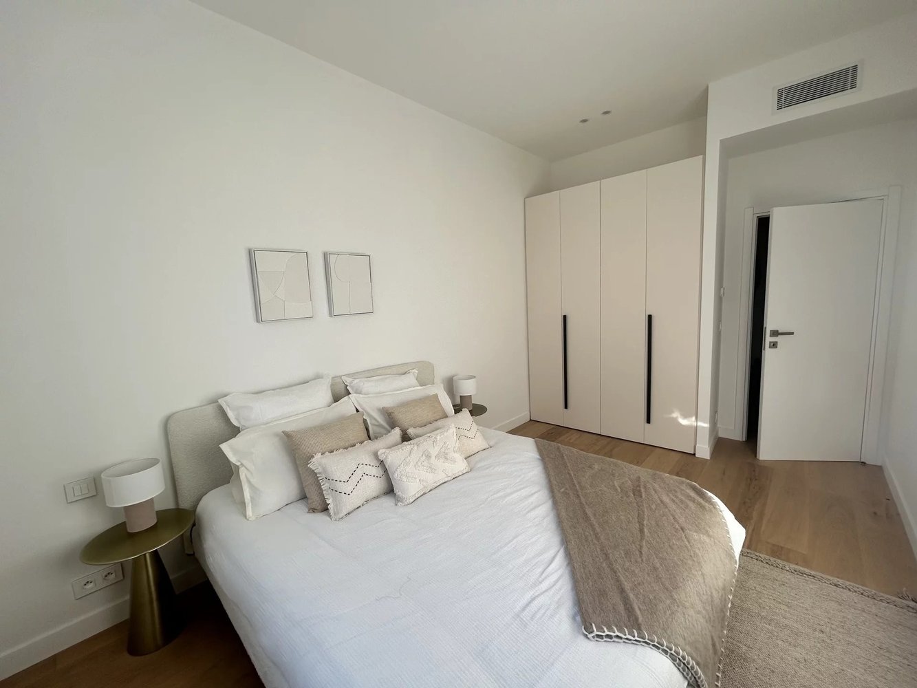 Property photo in Port